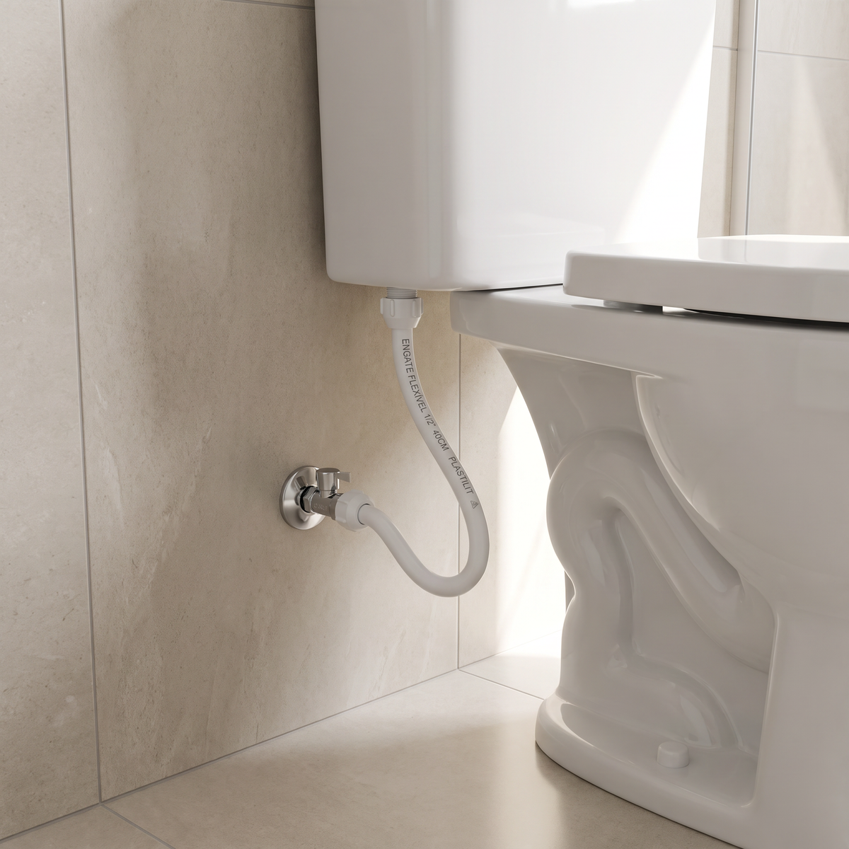 Engate flexível em PVC Plastilit, para instalação ou reposição da ligação de água.