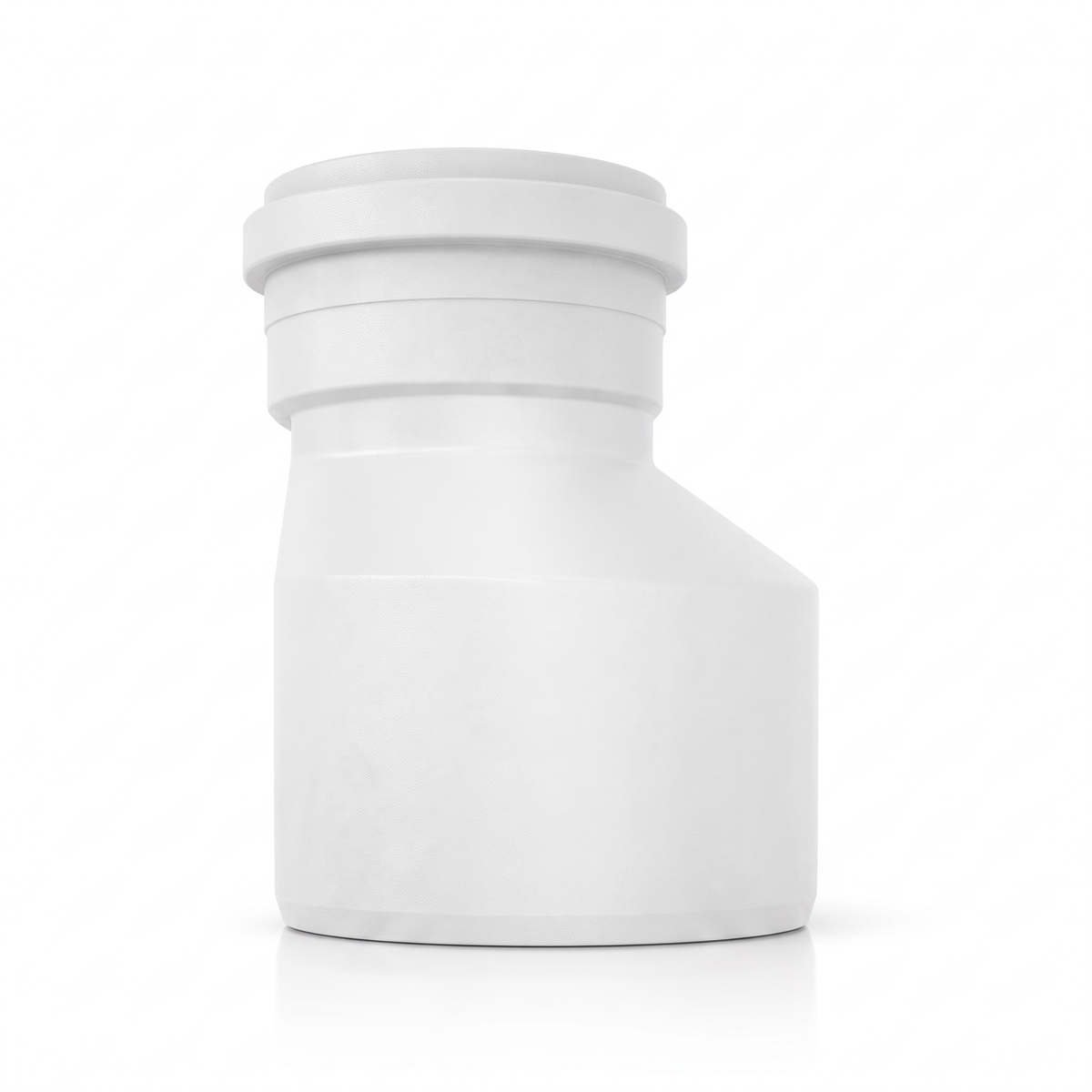 Redução excêntrica para esgoto Plastilit, para ligar trechos de medidas diferentes no sistema de esgoto.