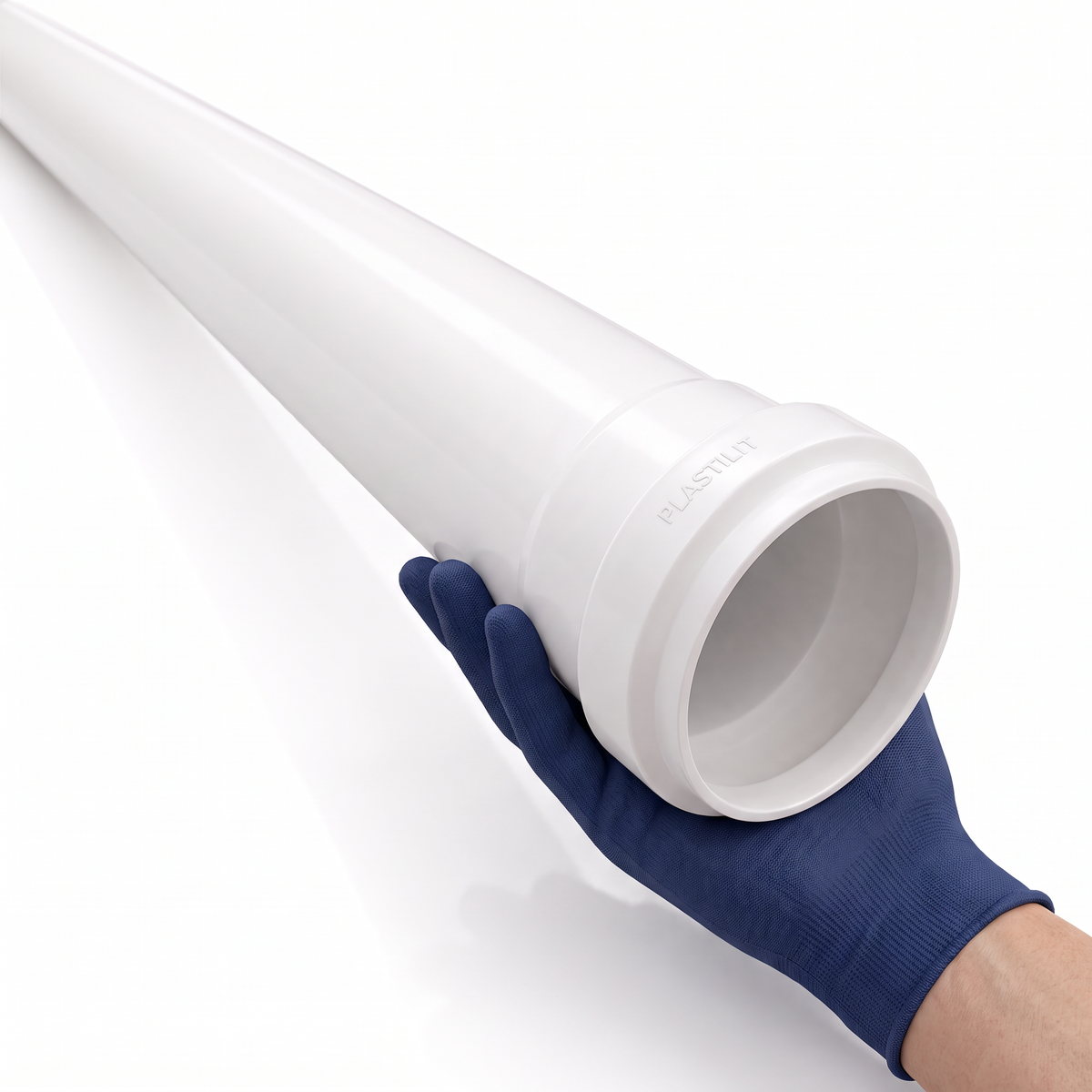 Tubo para esgoto Plastilit, para montagem com conexões da linha e bitola compatíveis.