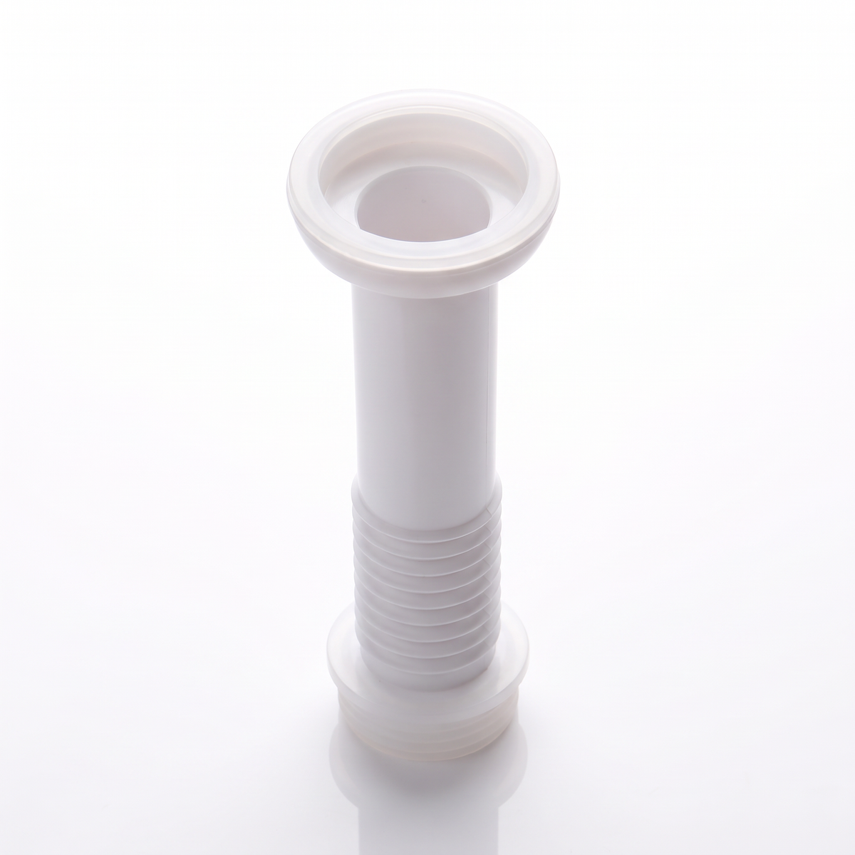 Tubo sanfonado sanitário Plastilit branco, apresentação com espude e canopla de acabamento.