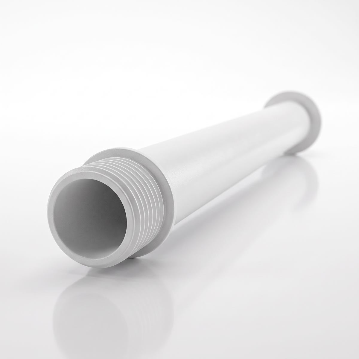 Braço para chuveiro Plastilit branco de 30 cm, para definir o afastamento do chuveiro.