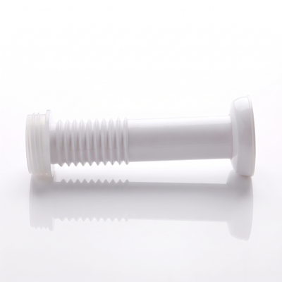 Tubo sanfonado sanitário Plastilit branco, para conectar a tubulação da parede à louça sanitária.